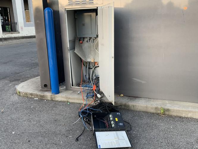 LOOTING - ATM ON WEST BROADWAY - 6-2-2020 3.jpg