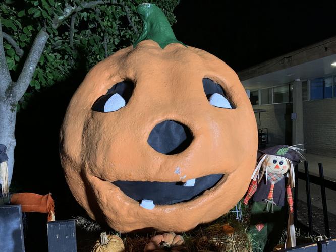 HALLOWEEN AT THE ZOO - KEITH KAISER 10-22-19   (16).jpeg