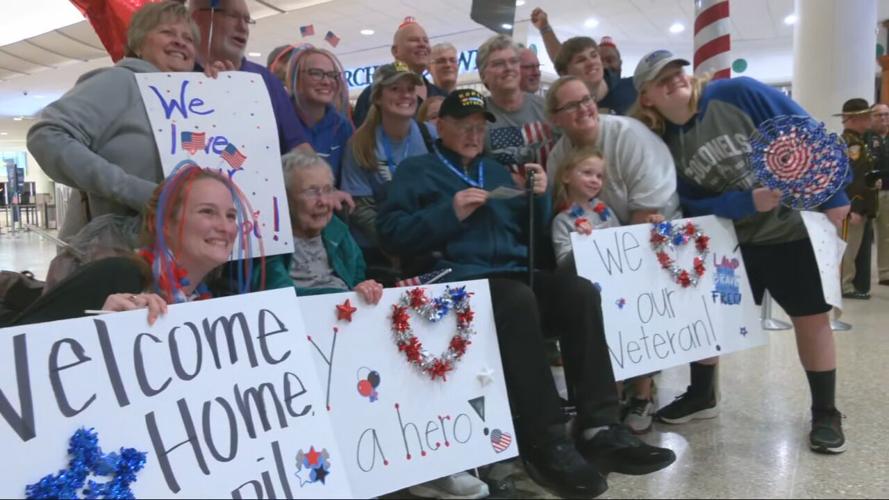 Honor Flight Returns_frame_218471.jpeg