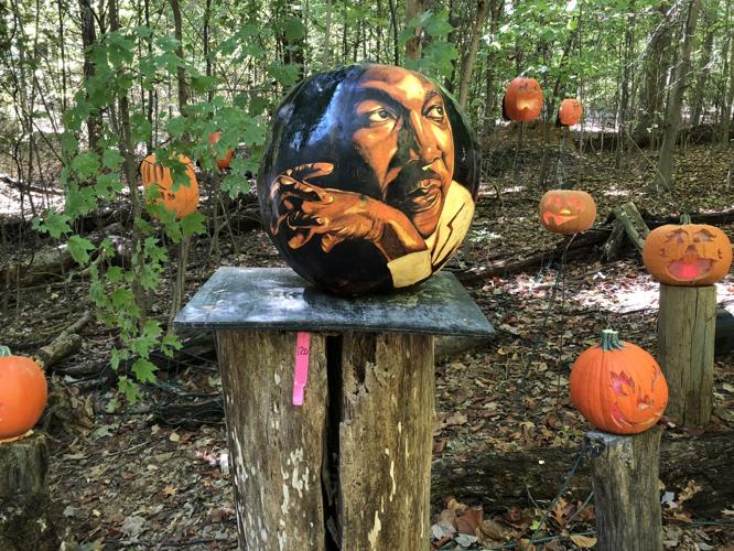 Jack O' Lantern Spectacular preps - 10-8-19 (13).jpg