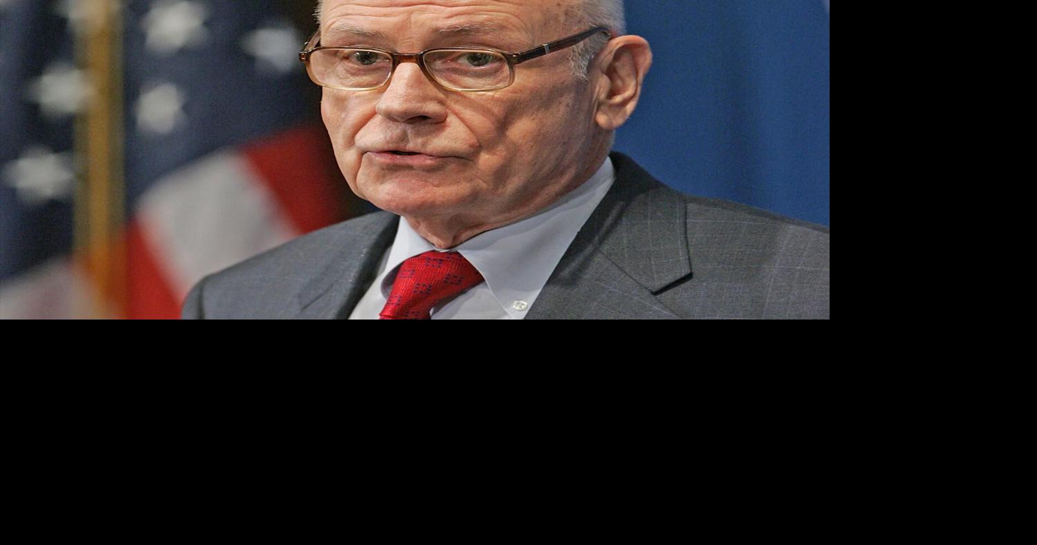 Former Indiana Congressman Lee Hamilton dies at 94 after years of public service