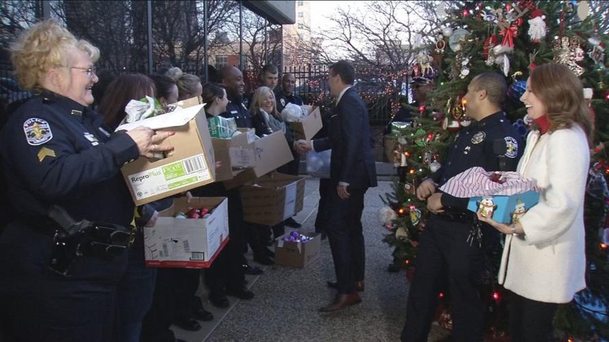 JUDE JINGLE TREE SURPRISE 12-19-18 (4).jpg