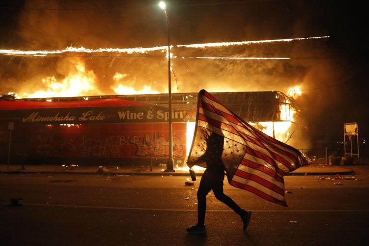 MINNEAPOLIS RIOTS - 5-29-2020  (3).jpeg