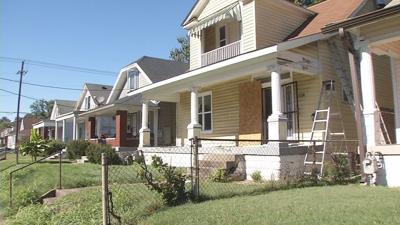 Metro Council members concerned with lack of progress at vacant homes in west Louisville
