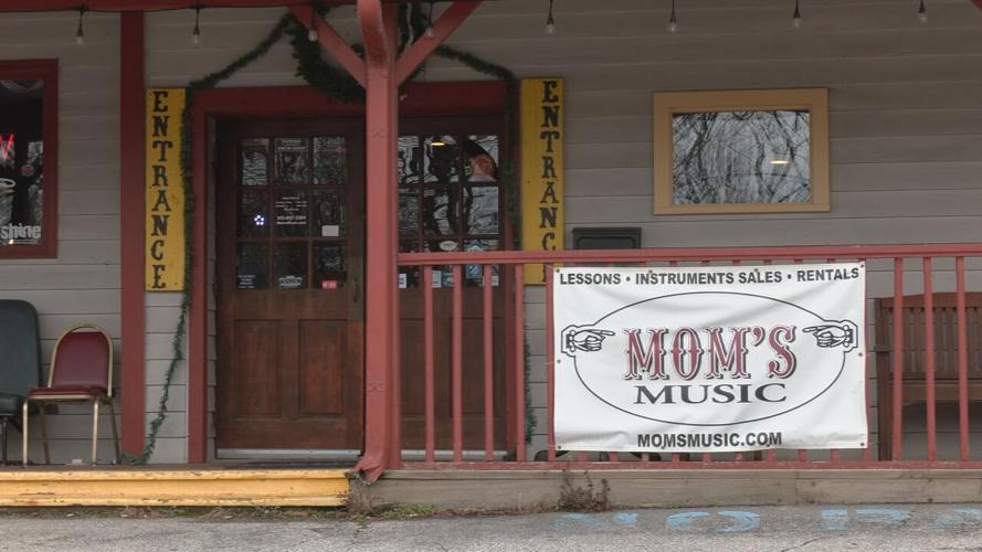 Mom's Music 12-29-21