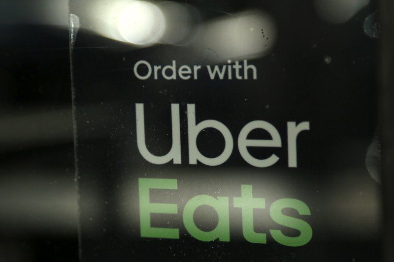 Mark Hamill, Patrick Stewart face off in series of Uber Eats ads 