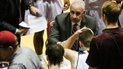 Scott Davenport huddle