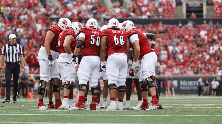 Louisville huddle