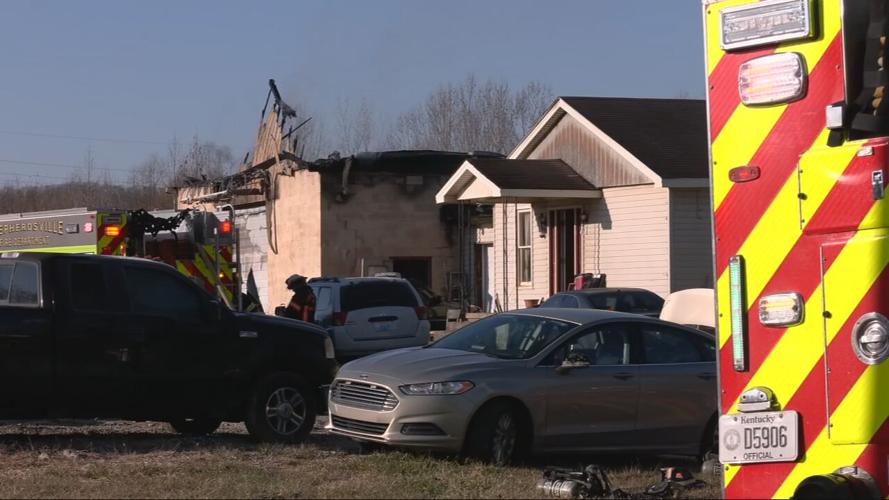 Glenn's Auto Clinic fire in Shepherdsville