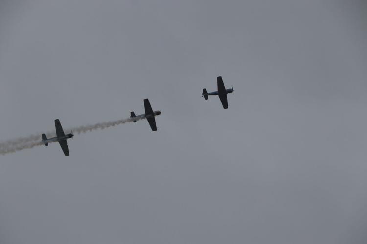 Aircraft practice over the Ohio River one day before Thunder Over Louisville 2023