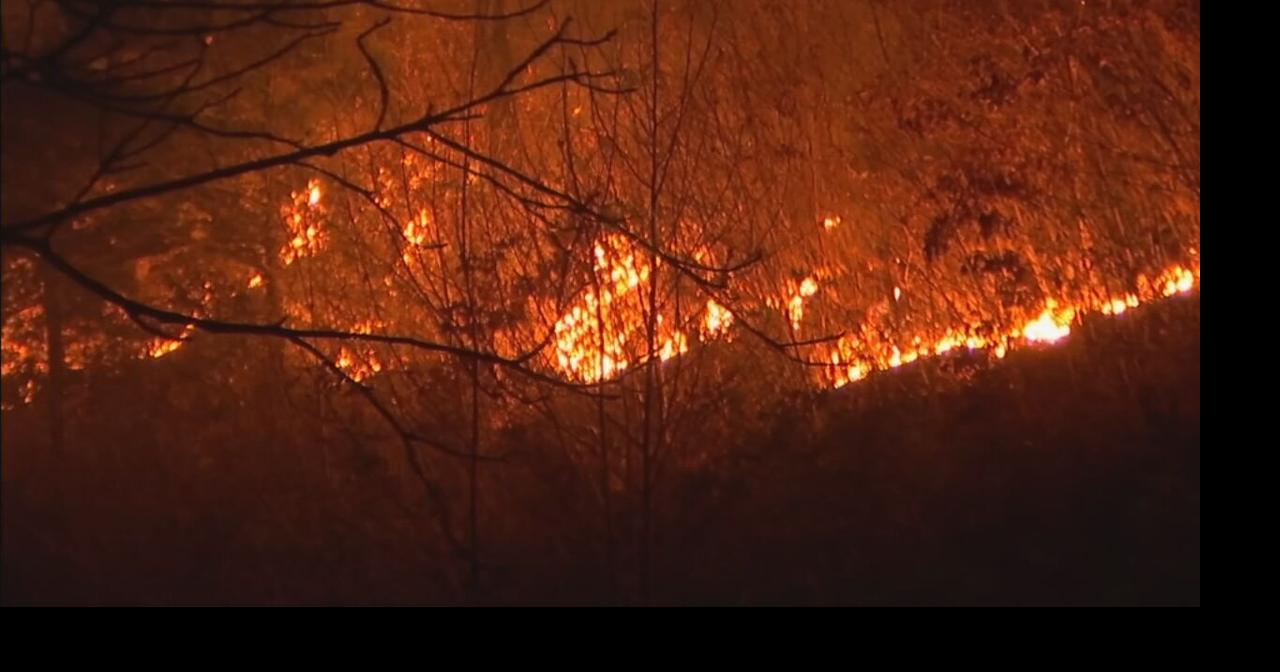 Wildfires burn hundreds of acres, creep closer to homes in eastern