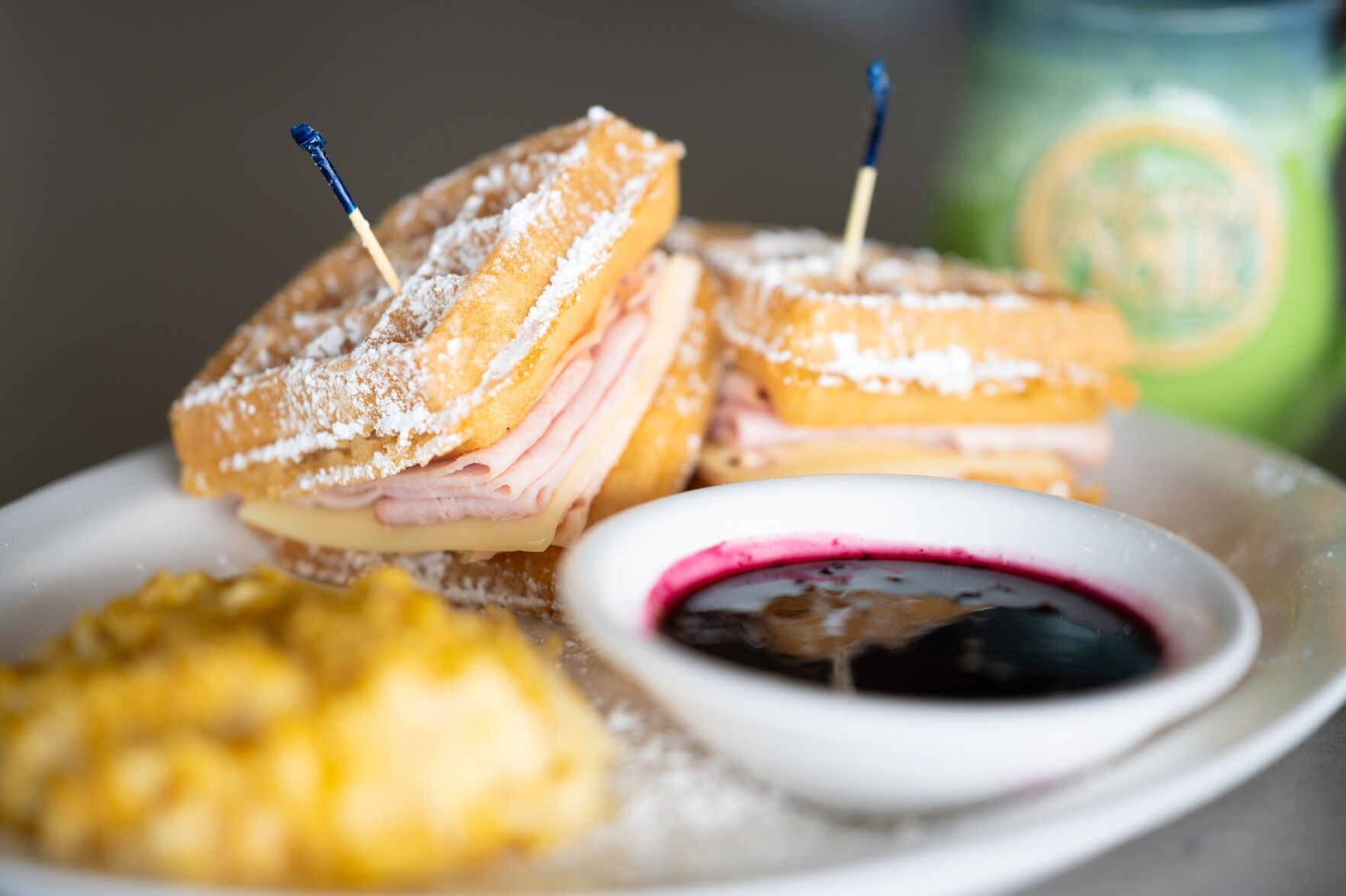 Toasted Yolk Cafe