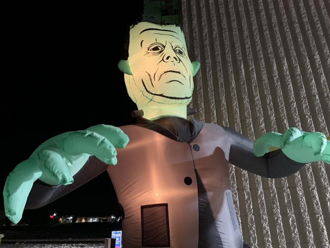 MR G'S HAUNTED CAR WASH 10-27-2021.JPG