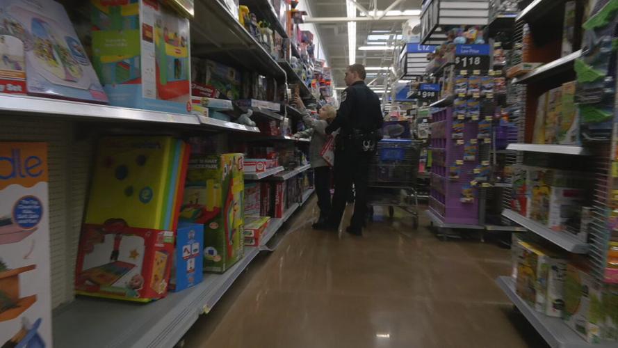 SHOP WITH A COP - LMPD WALMART - 12-9-2023  (1).jpeg