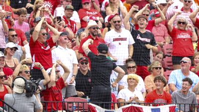Pat Kelsey leads baseball cheer