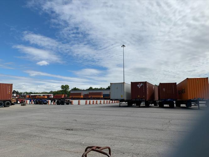 NORFOLK SOUTHERN RAIL YARD IN LOUISVILLE 9-13-2022  (5).jpeg