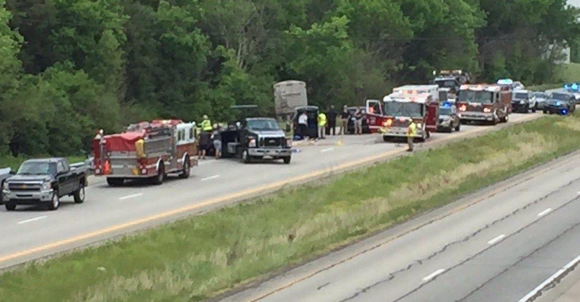3 killed in headon crash on Bluegrass Parkway in Nelson County News