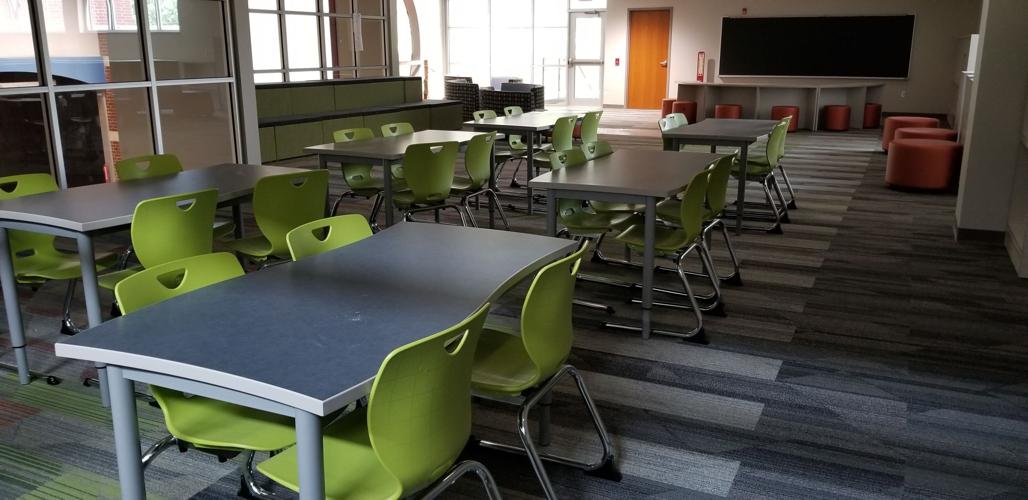 SLATE RUN RIBBON CUTTING 6-4-19 3.jpg