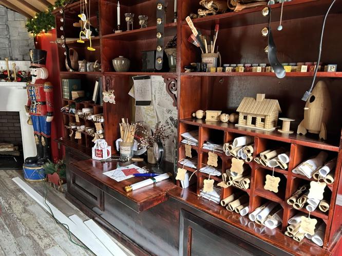 Light Up Louisville preps 5.jpg