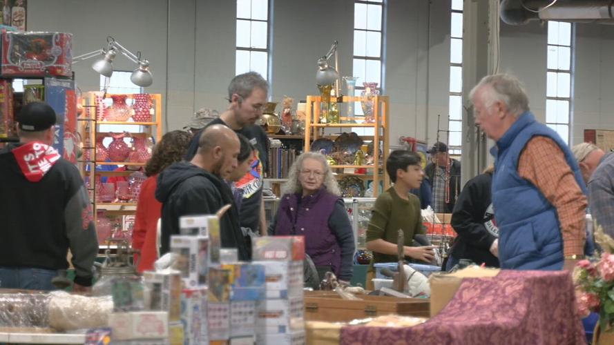 KENTUCKY FLEA MARKET - NEW YEARS WEEKEND  (3).jpeg