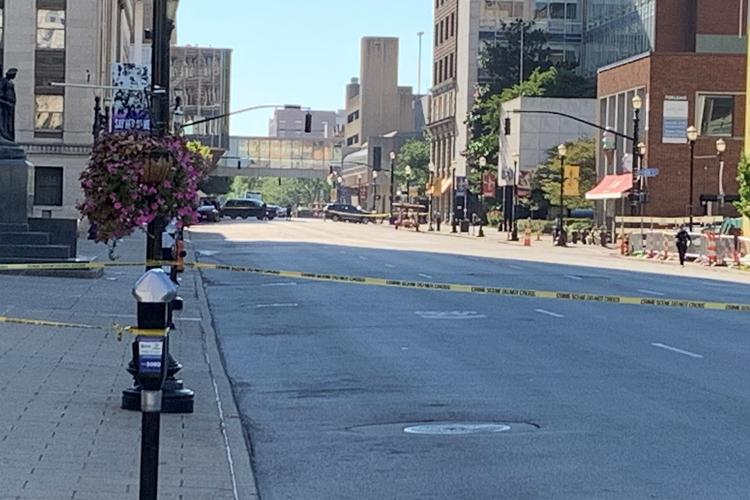 Downtown Louisville Suspicious Package investigation