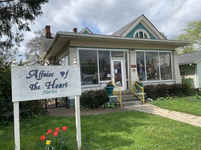 Indiana executive order forces some businesses to keep customers out