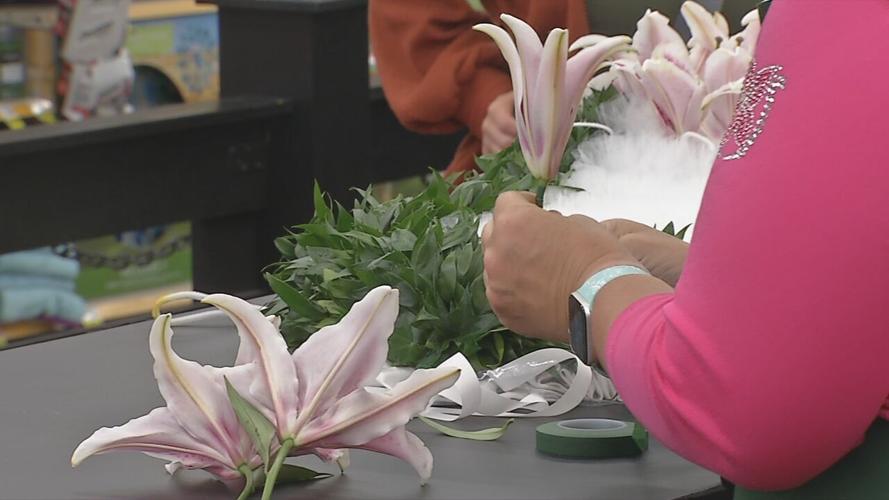 Lilly garland making process .jpeg