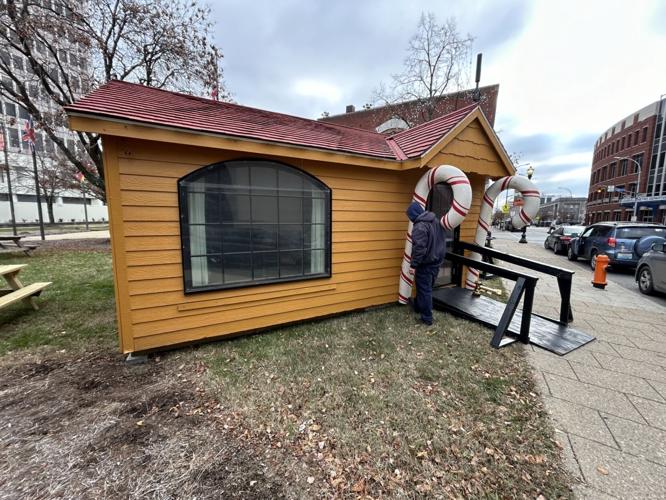 Light Up Louisville preps 3.jpg