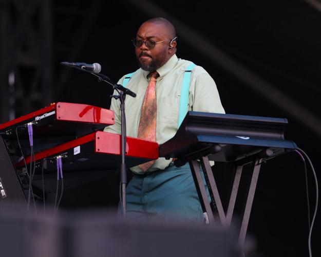 Pianist of Fantastic Negrito performs.JPG