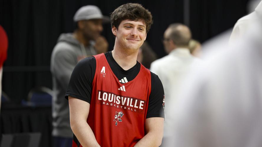 LOUISVILLE NCAA PRACTICE-15.jpg