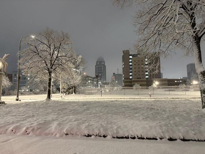 Downtown Louisville snow 12/02/2025