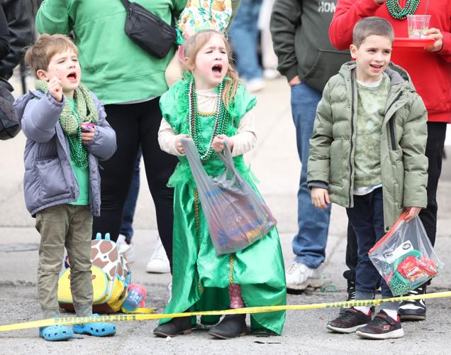 Children at St. Patricks Day Parade
