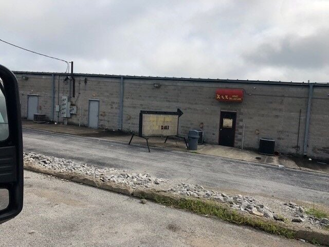 Horse Cave Adult Book Store 4.jpg