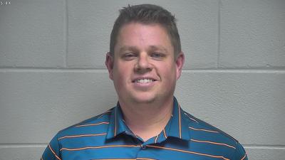 Judge revokes bail and sends former LMPD officer Kenneth Betts to jail to await sex scandal trial