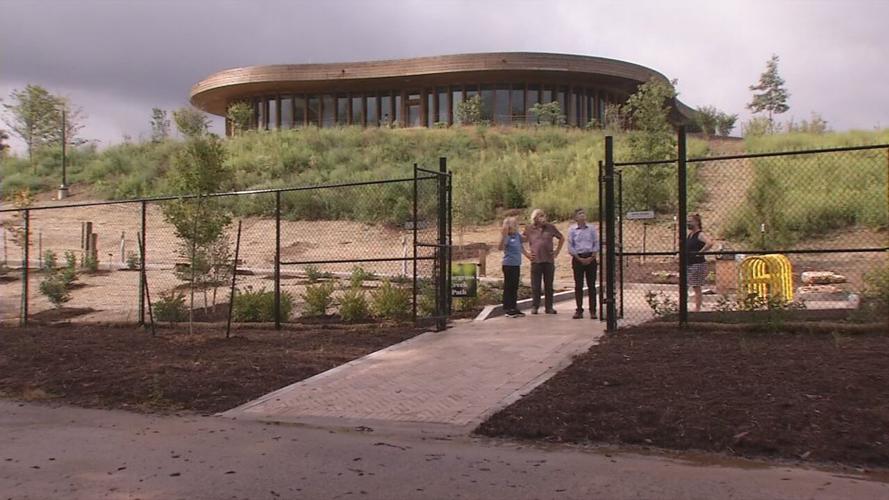 Botanical Gardens Beargrass Path