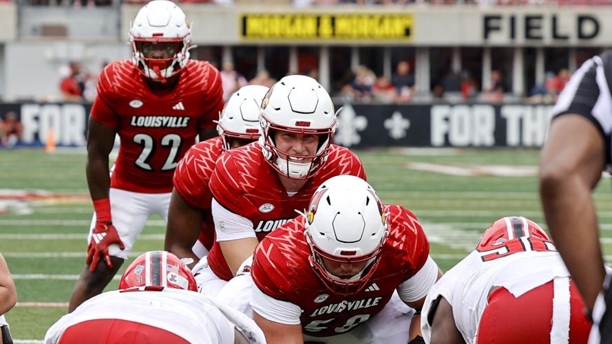 Tyler Shough Louisville backfield