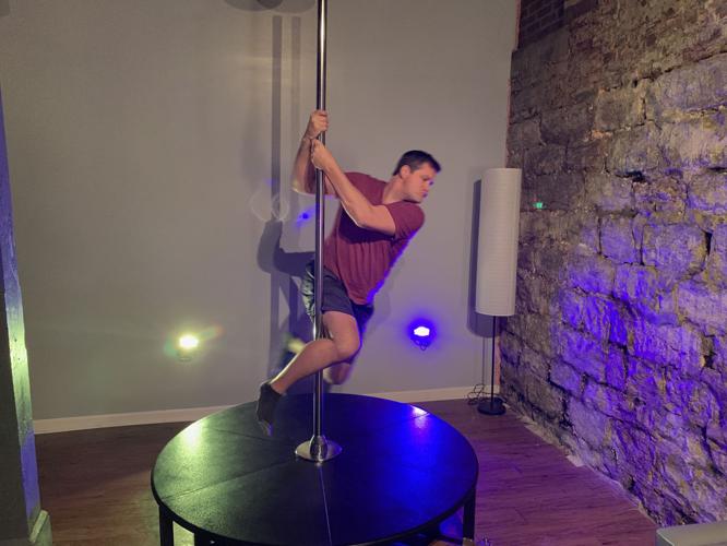 POLE DANCE - Keith Fireman Move.jpeg