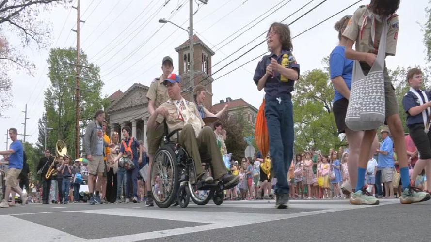 EASTER PARADE ON FRANKFORT (3).jpeg