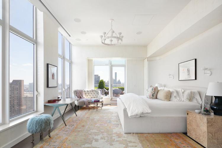 JENNIFER LAWRENCE NYC PENTHOUSE - COURTESY COMPASS REALTY ON TOP TEN REAL ESTATE - 1-15-2020  (4).jpg
