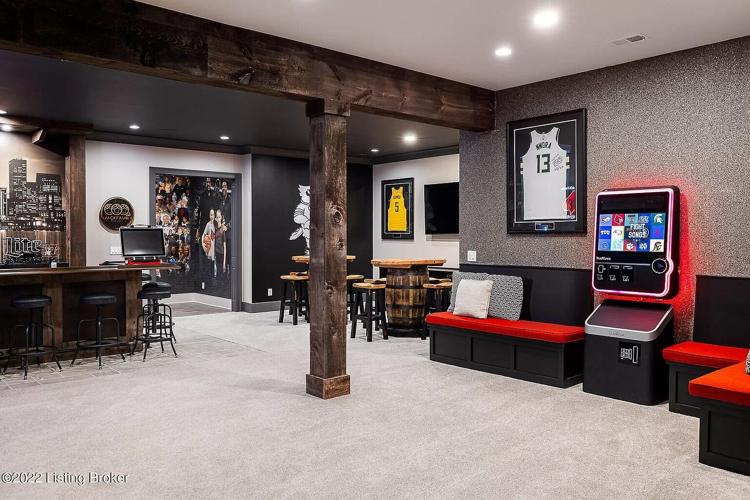 Mack house listing 21.jpg