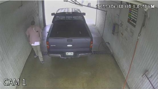 Evansville car wash photo, Vicky White and Casey White 2.png