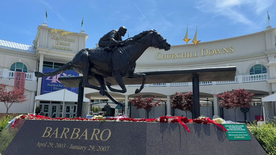 Barbaro statue outside Churchill Downs on 1st day of Derby Week