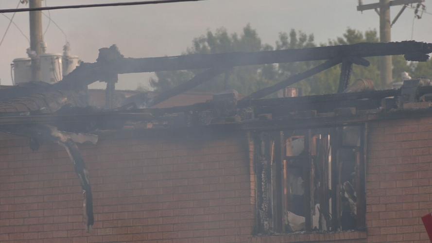 CLARKSVILLE GARDEN COURT APT FIRE.jpeg