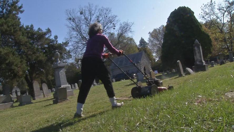 Eastern Cemetery Clean up 11-1-20 (3).jpeg