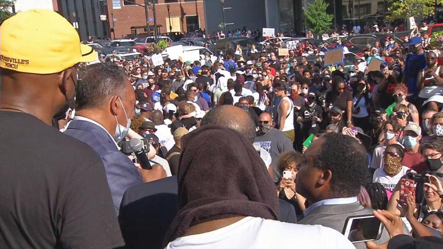Jesse Jackson speaks to crowd-Breonna Taylor-Jefferson Park celebration 6-6-20.jpg