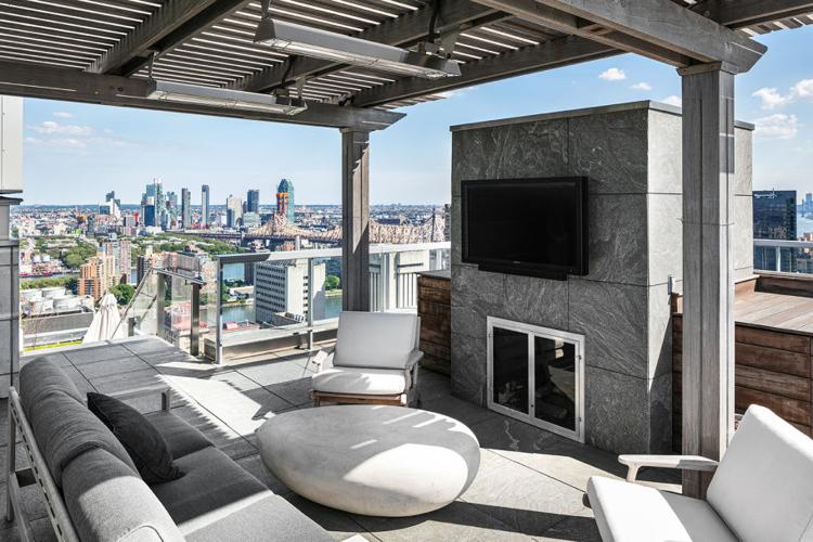 JENNIFER LAWRENCE NYC PENTHOUSE - COURTESY COMPASS REALTY ON TOP TEN REAL ESTATE - 1-15-2020  (6).jpg