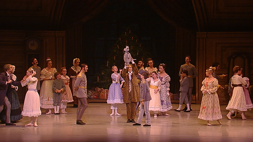 NUTCRACKER BROADCAST - 12-25-19 (70).png