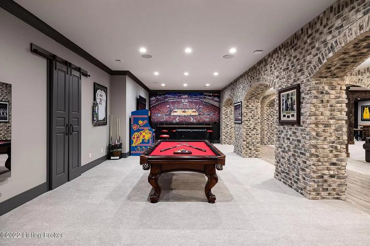 Mack house listing 19.jpg