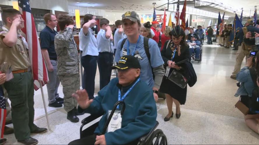 Honor Flight Returns_frame_160769.jpeg