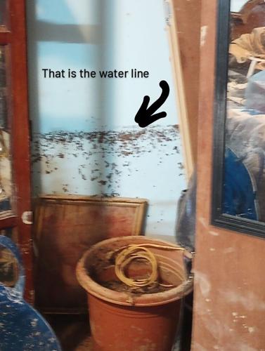 Eastern KY floods leaves water line inside Hazard home